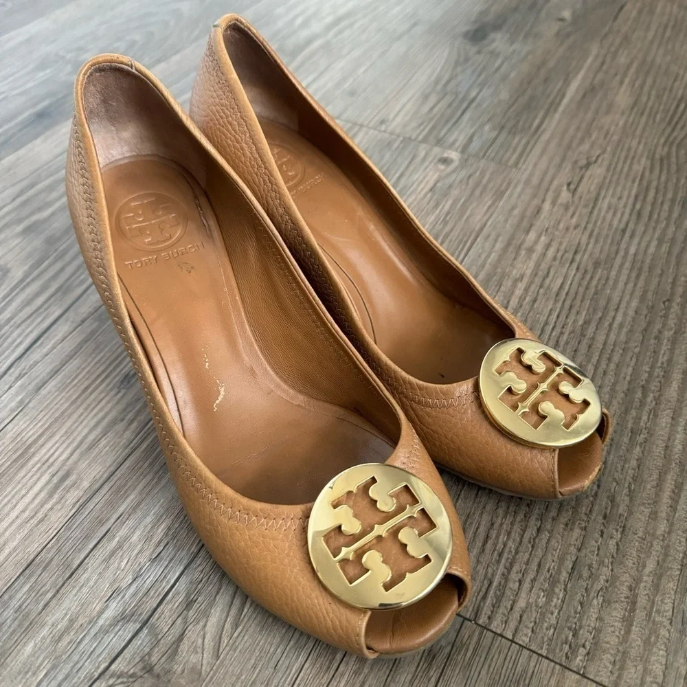 Tory Burch Tan Leather Julianne Peep Toe Wedge Pumps Size 8
